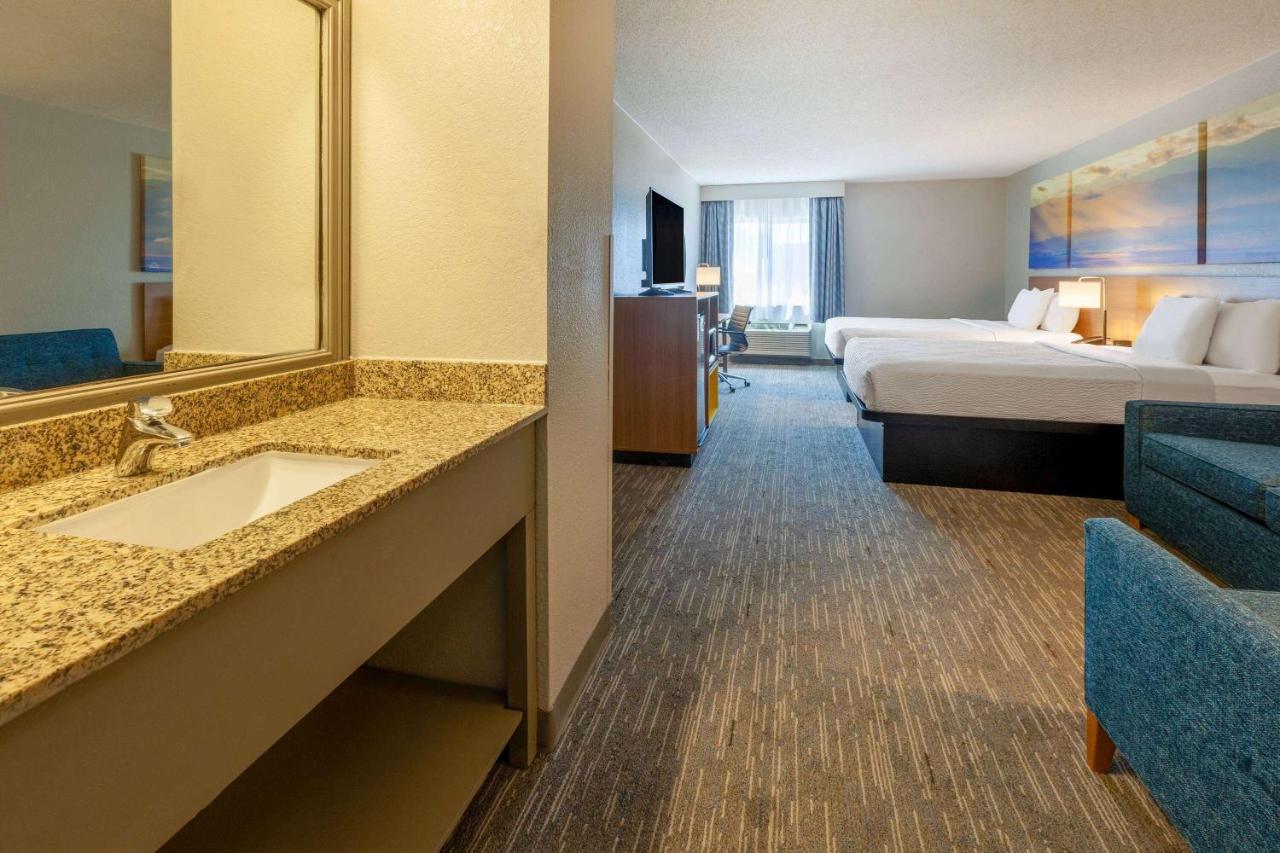 Days Inn By Wyndham Racine/ستيرتيفانت المظهر الخارجي الصورة