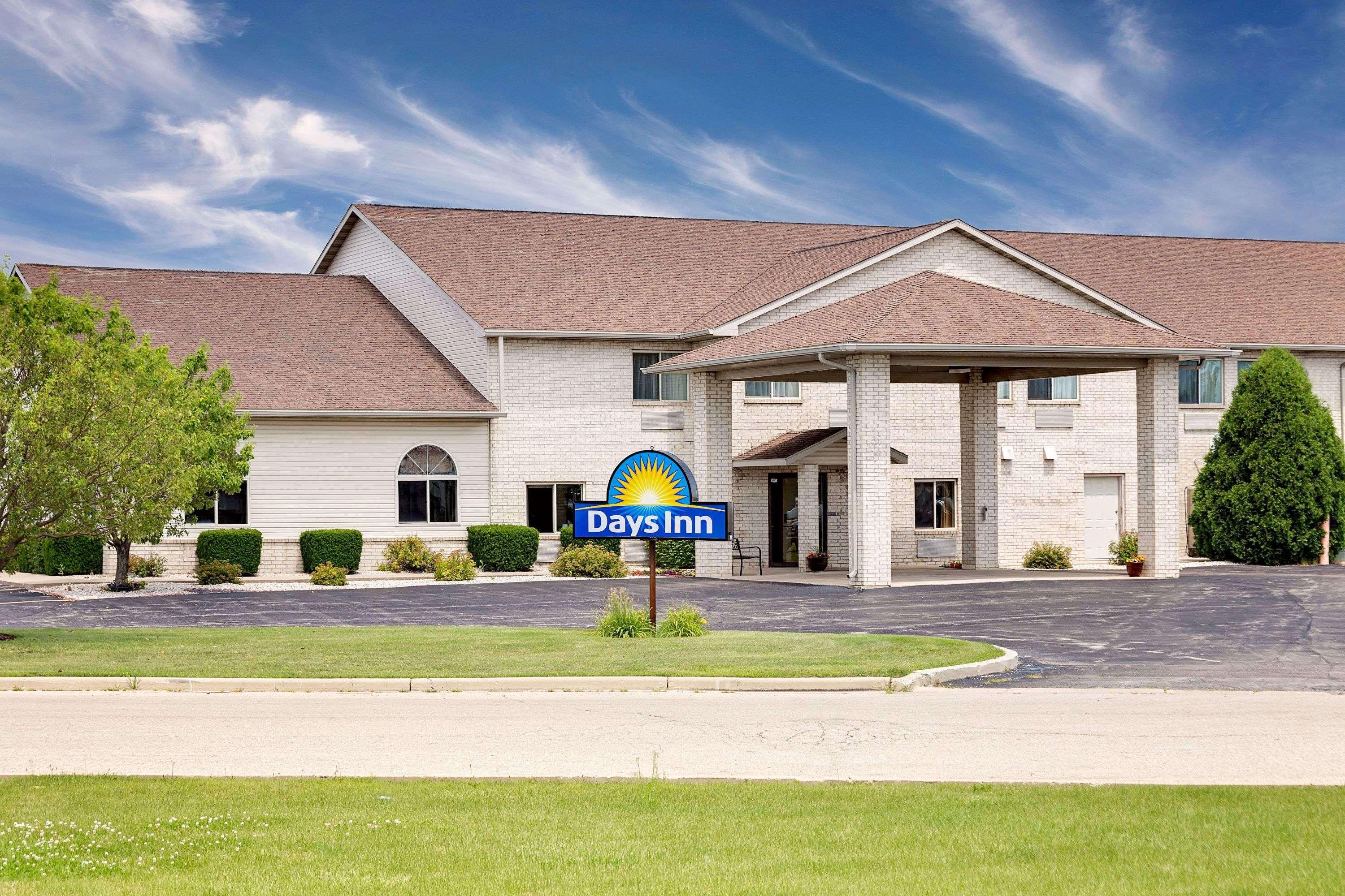 Days Inn By Wyndham Racine/ستيرتيفانت المظهر الخارجي الصورة