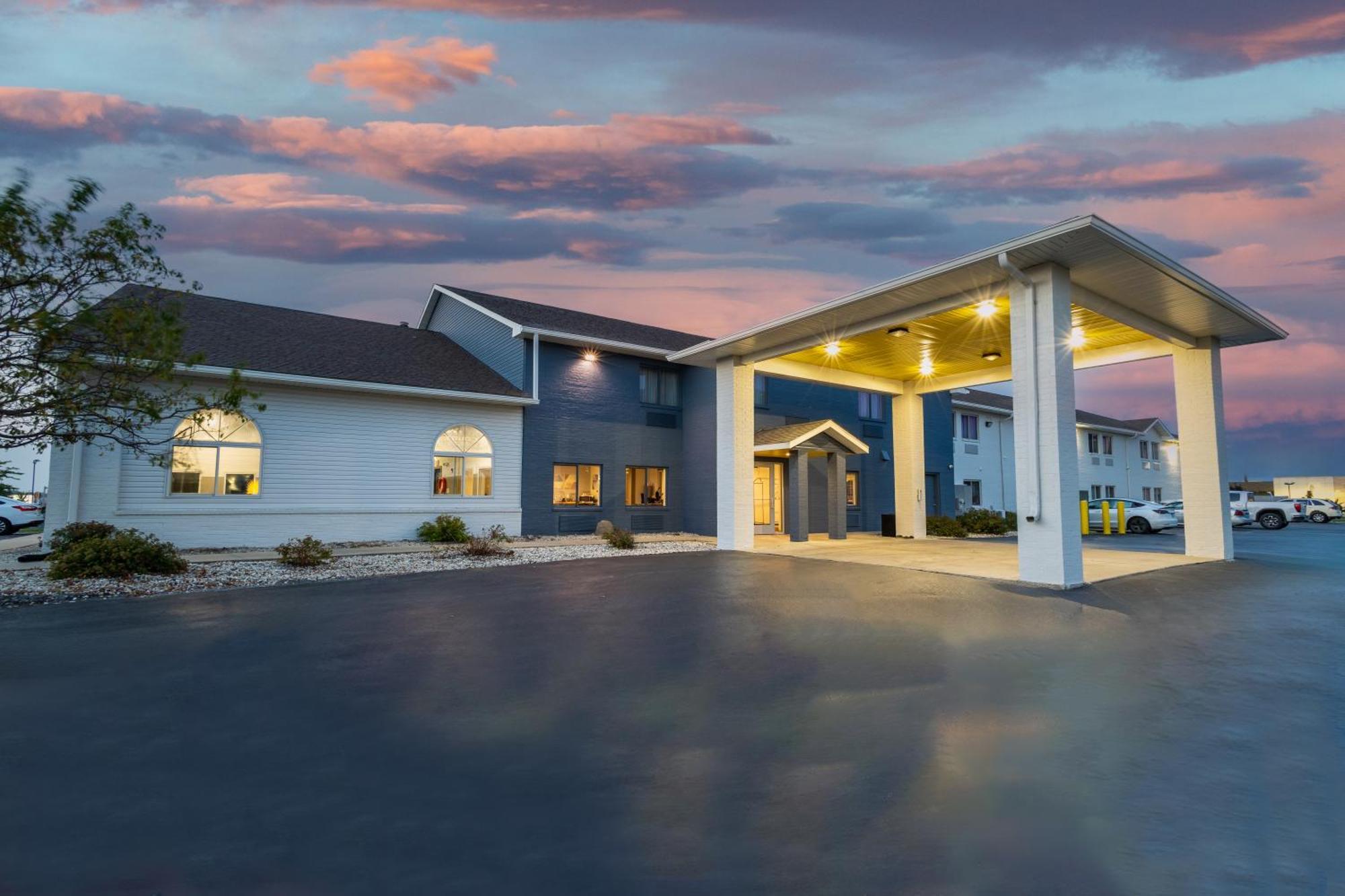 Days Inn By Wyndham Racine/ستيرتيفانت المظهر الخارجي الصورة